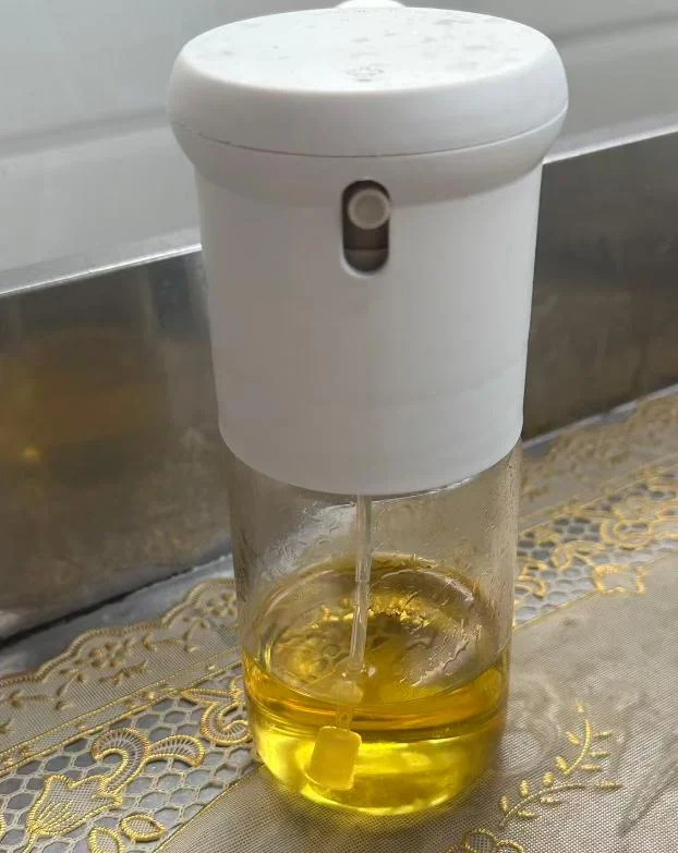olive oil spray bottle