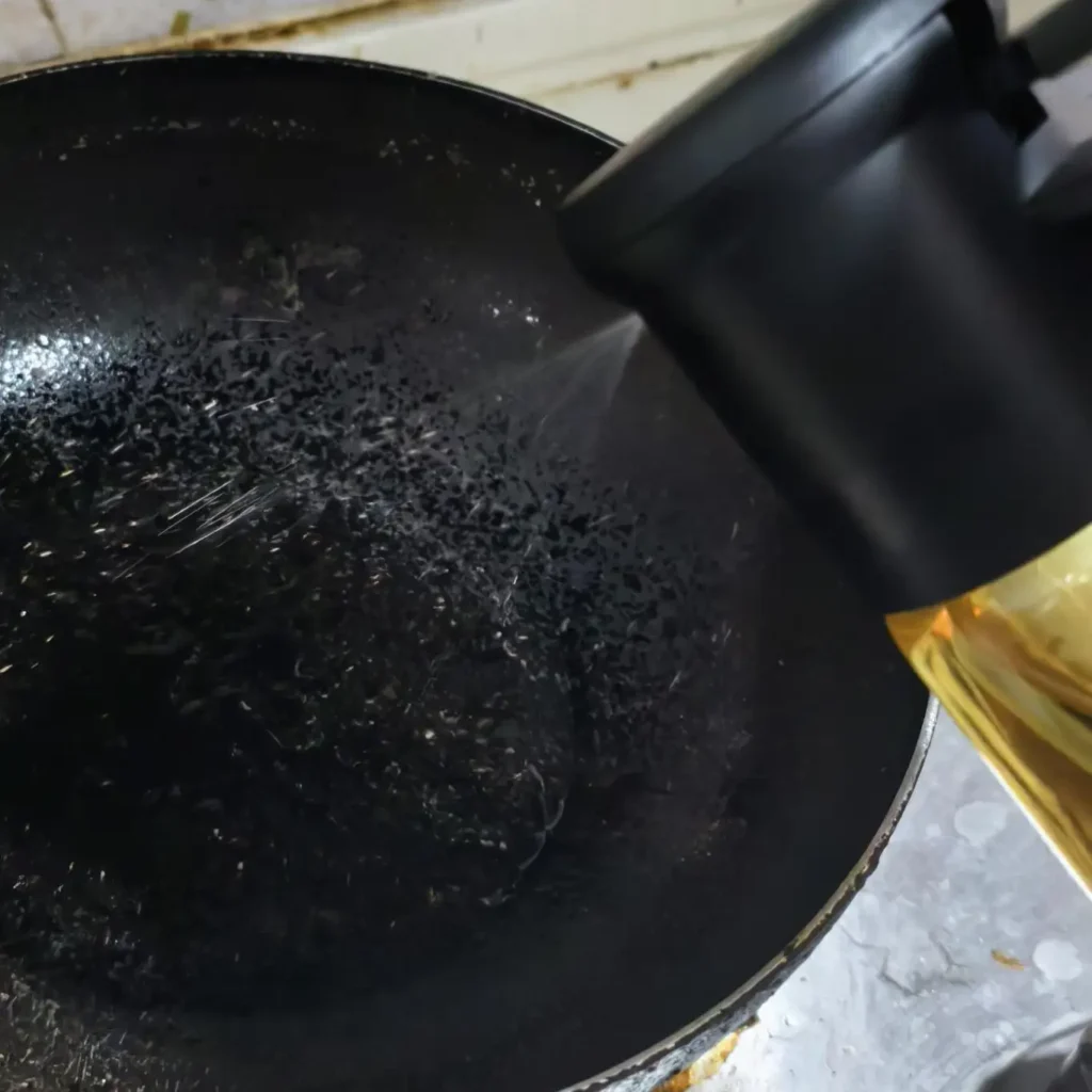 cooking oil spray bottle