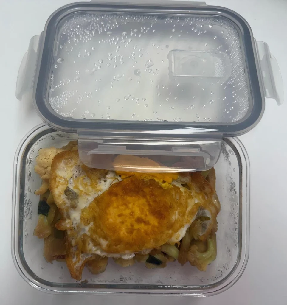 bento box with air valve (3)