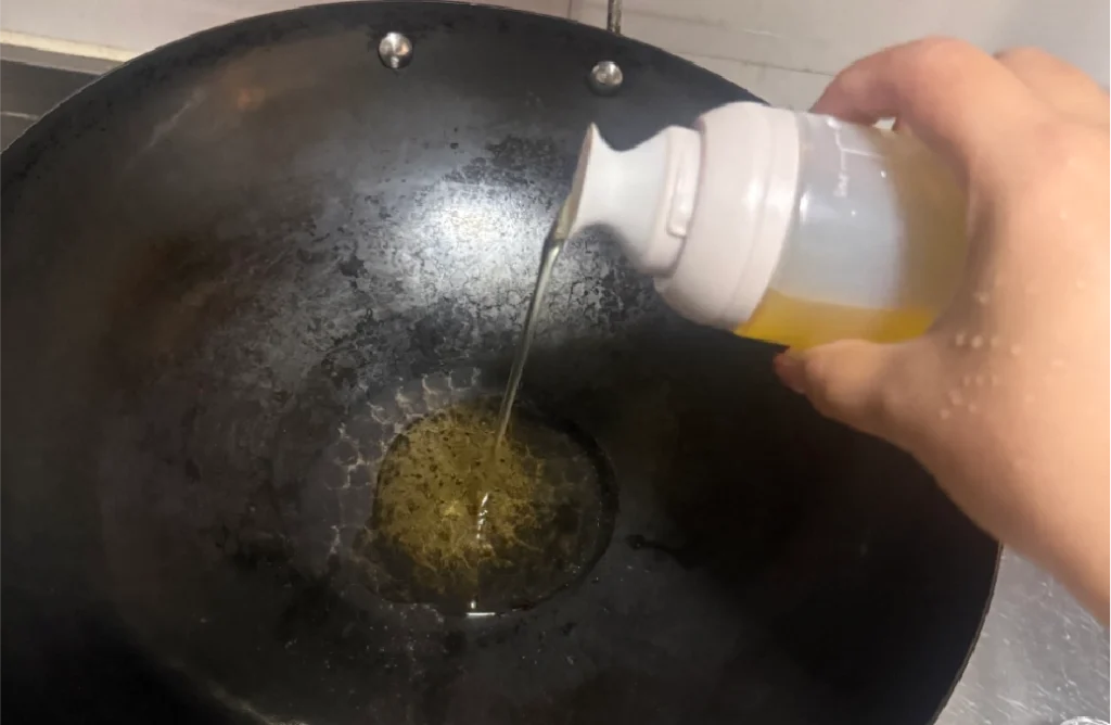 oil squeeze bottle (3)